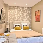 Studio Situe Dans Le 11Eme Arrondissement