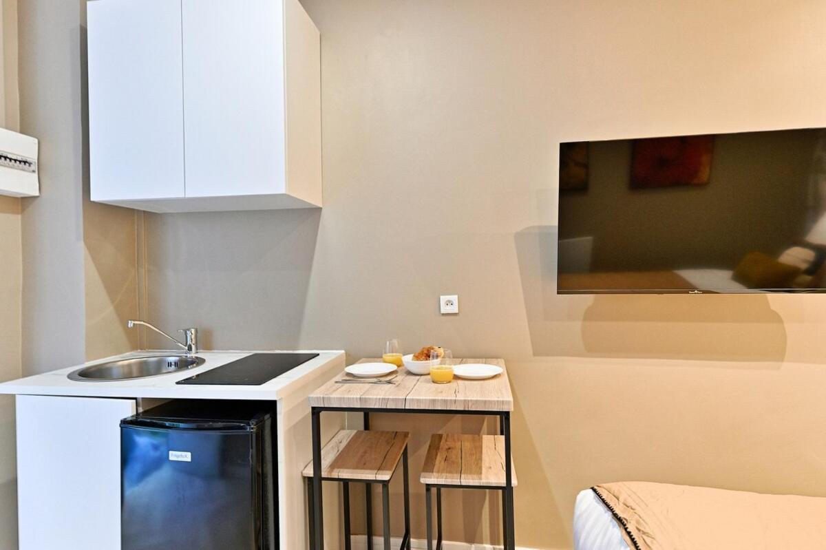 Situe Dans Le 11eme Arrondissement Apartment *